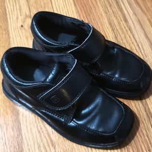 Black dress shoes Sperry size 9 toddler